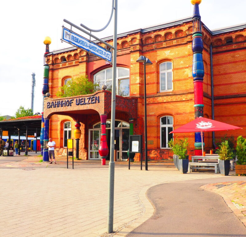 Estação Hundertwasser Bahnhof - Uelzen, Alemanha (Foto: Prefeitura de Hansestadt Uelzen)