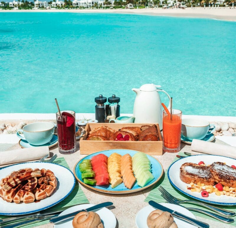 Sabores caribenhos encantam turistas em Anguillas (Foto: Anguilla Tourist Board)