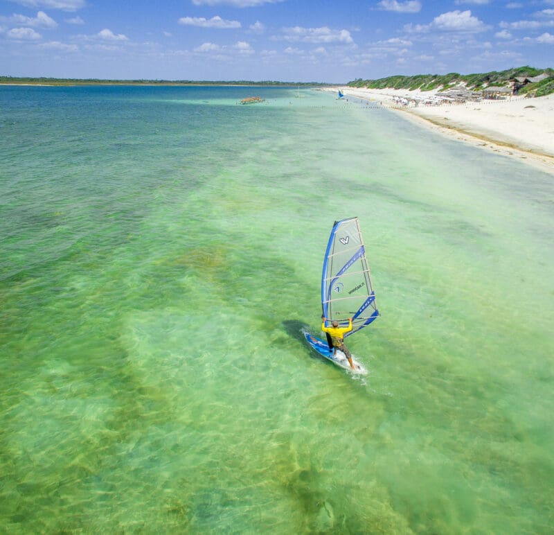 Jericoacoara recebe grande fluxo de turistas o ano todo (Foto: MTur)