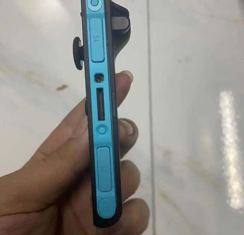 Outra vista do Joy-Con Nintendo Switch 2 (Foto: Tieba/Reprodução)