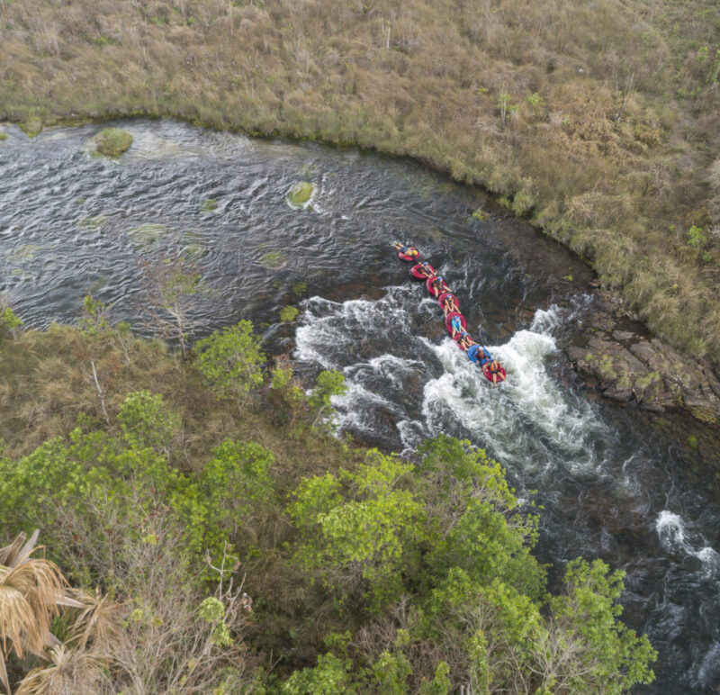 Jangadão Ecológico, no Rio Araguaia, em Mineiros (Foto: Goiás Turismo)