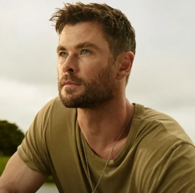 Chris Hemsworth em 'Sem Limites' (Foto Disney+)