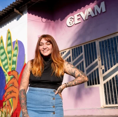 Junger Thai em frente ao Cevam Goiânia (Foto: Julyelly Roberta)