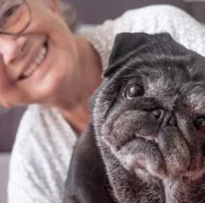 pesquisa revela que ter um animal de estimação traz qualidade de vida para a terceira idade