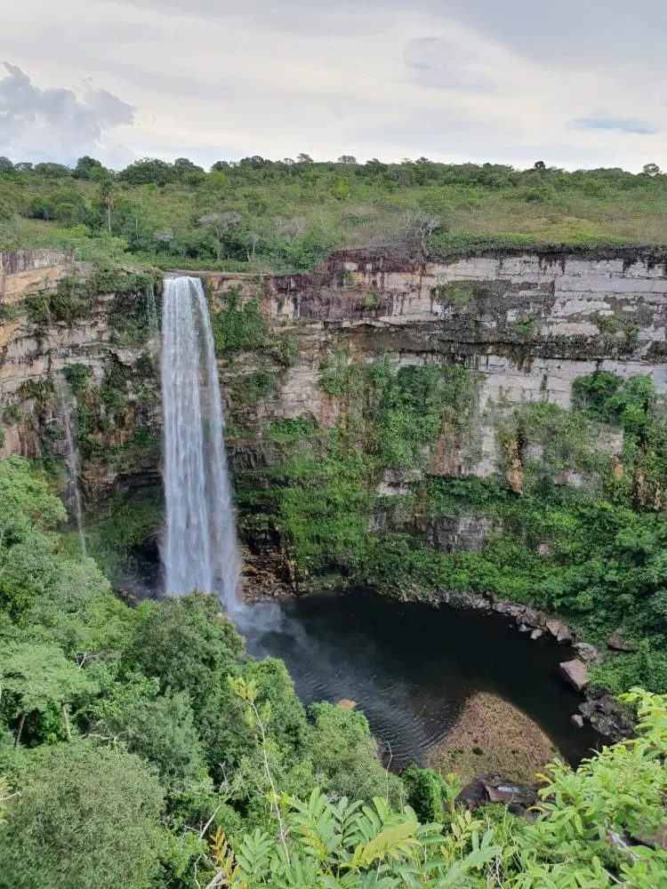 salto de são domingos em piranhas goiás