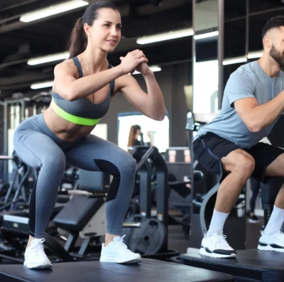 Especialista fala sobre como os exercícios físicos auxiliam na saúde emocional (Foto Canva)