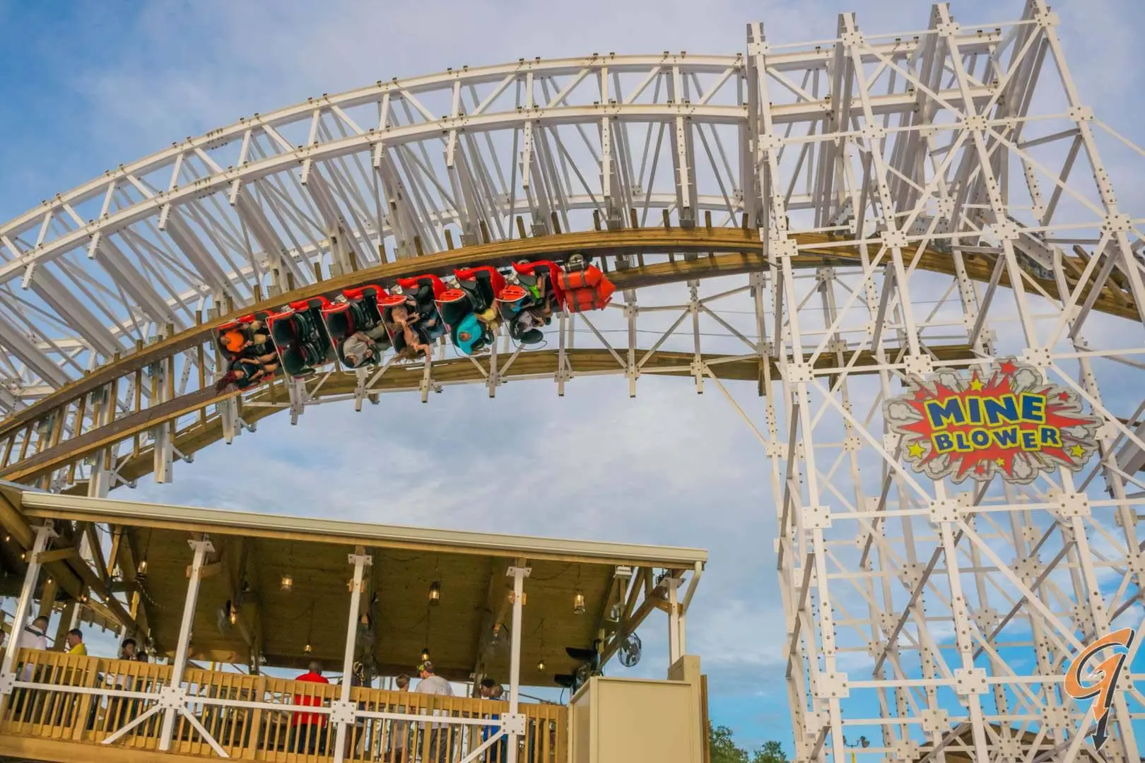 mine blower montanha-russa