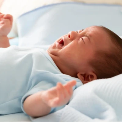 Como aliviar as cólicas dos bebês Especialista ensina truques