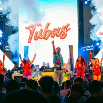 DJ Tubas transforma o som das ruas em manifesto cultural