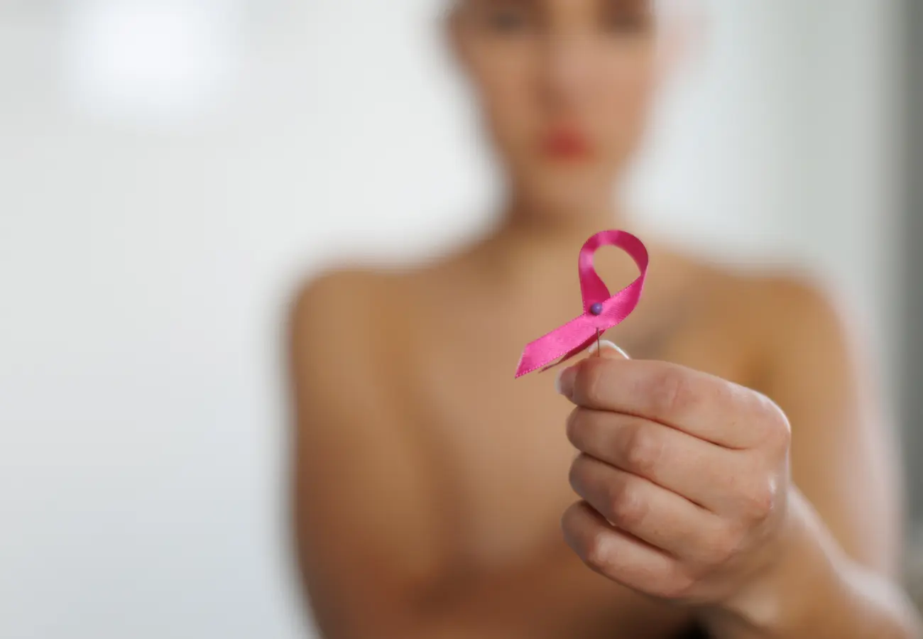 Outubro Rosa reforça prevenção e tratamento contra câncer de mama e do colo do útero