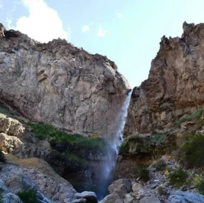 Salto de Arroyo Buta-Có em Vaca Muerta (Foto: Luis Alberto Reyes)