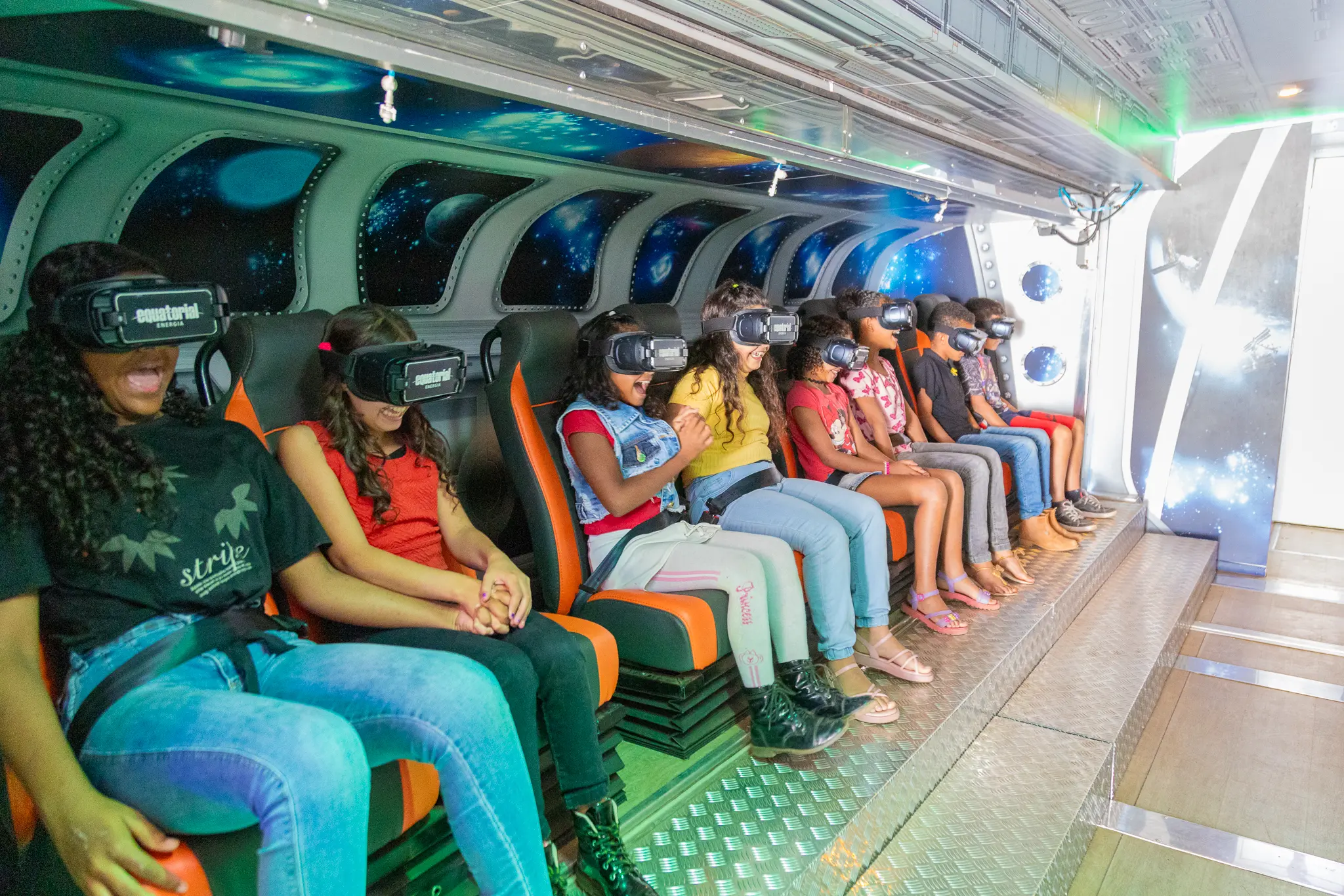 Nave Equatorial leva tecnologia e sustentabilidade a milhares de estudantes em Goiás