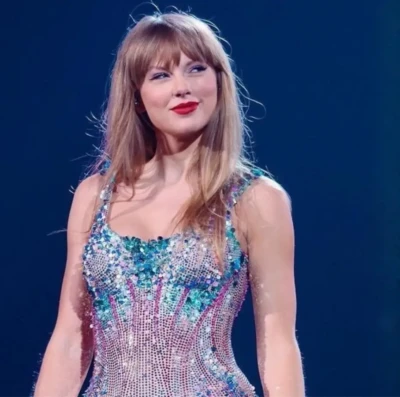 Taylor Swift a arquiteta do próprio tempo