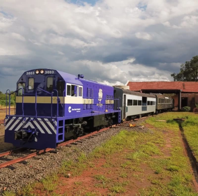 Trem da República tem passeio histórico (Foto: Adonai Arruda Filho)