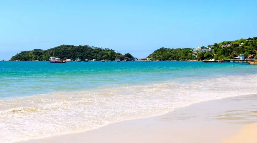 10 praias perfeitas para viajar com crianças e toda a família