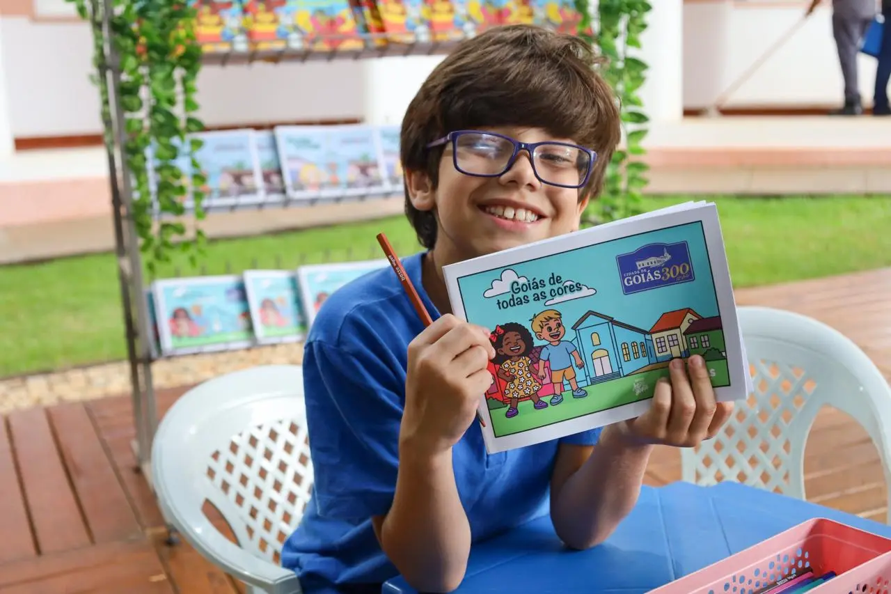 CineLeitura do Bem leva cinema e livros a estudantes de120 municípios de Goiás