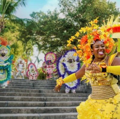 Fim de ano nas Bahamas conheça o Junkanoo, maior celebração cultural do arquipélago (Foto BMOTIA)