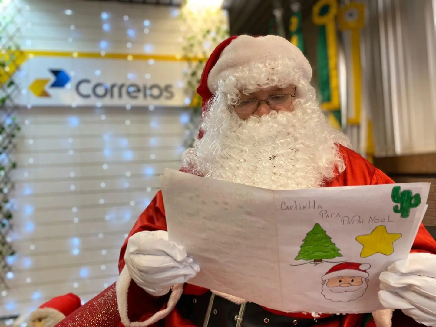 Saiba como adotar uma cartinha da Campanha Papai Noel dos Correios; veja passo a passo
