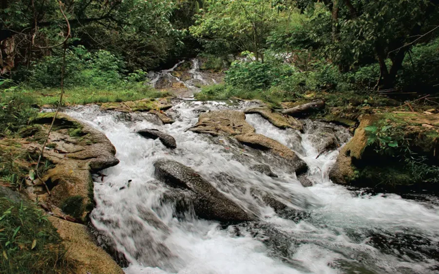 Cachoeira do Sumidouro, em Padre Bernardo (GO)