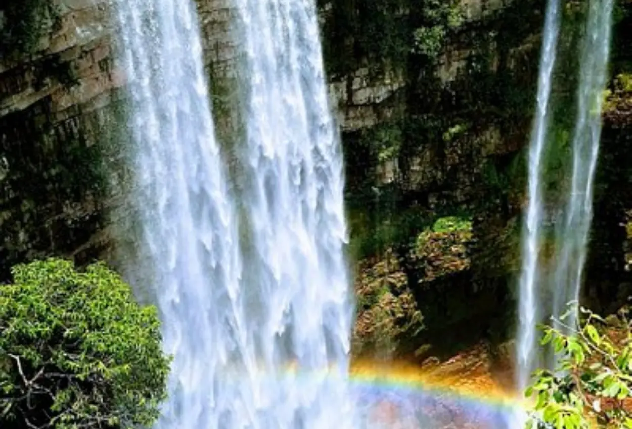 Bom Jardim de Goiás é destino de cachoeiras, trilhas e natureza no interior goiano