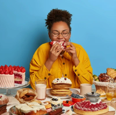 Dia da Gula expõe limites entre prazer e transtorno alimentar, alertam especialistas