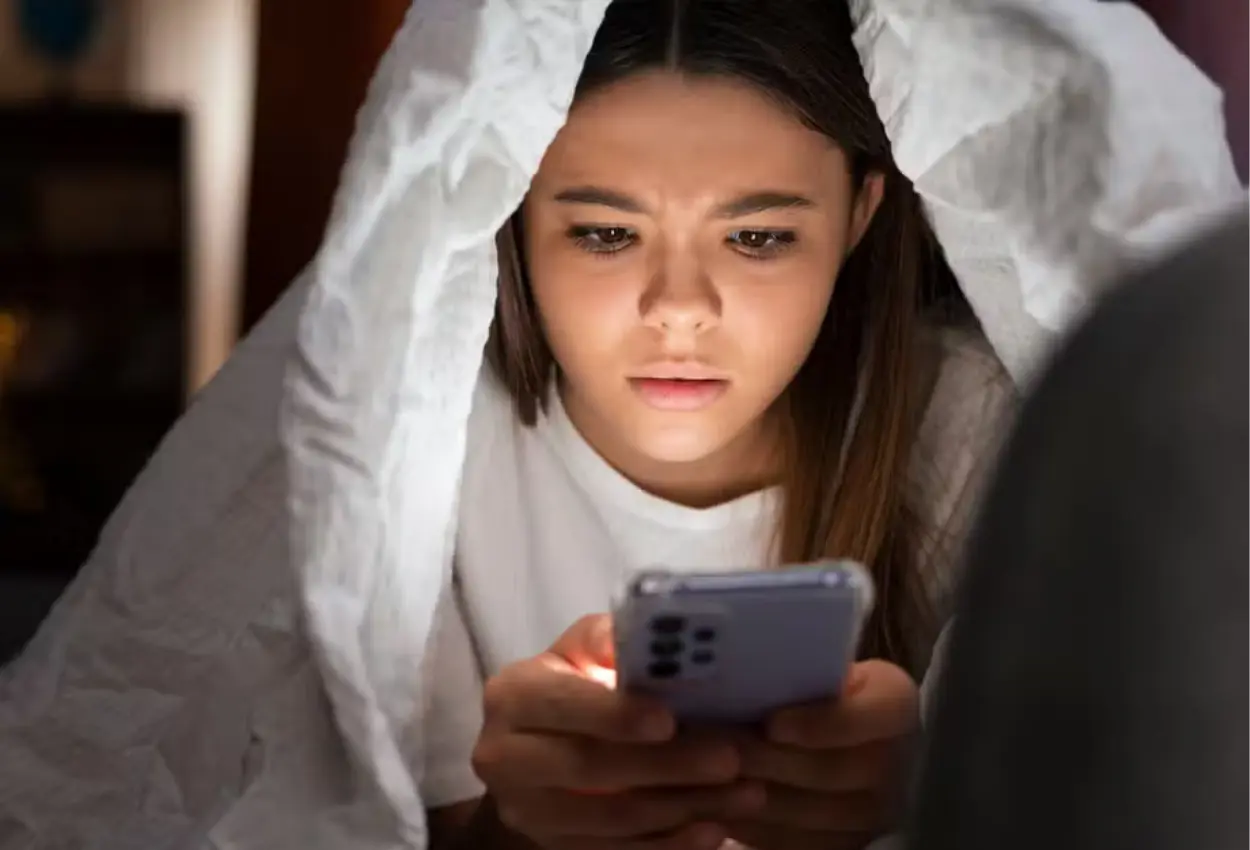 Entenda por que o uso exagerado da tecnologia virou um desafio para a saúde mental, segundo especialista