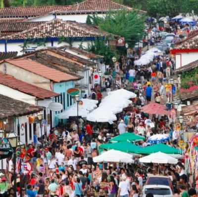 Folia, turismo e shows veja a programação do Carnaval do interior de Goiás