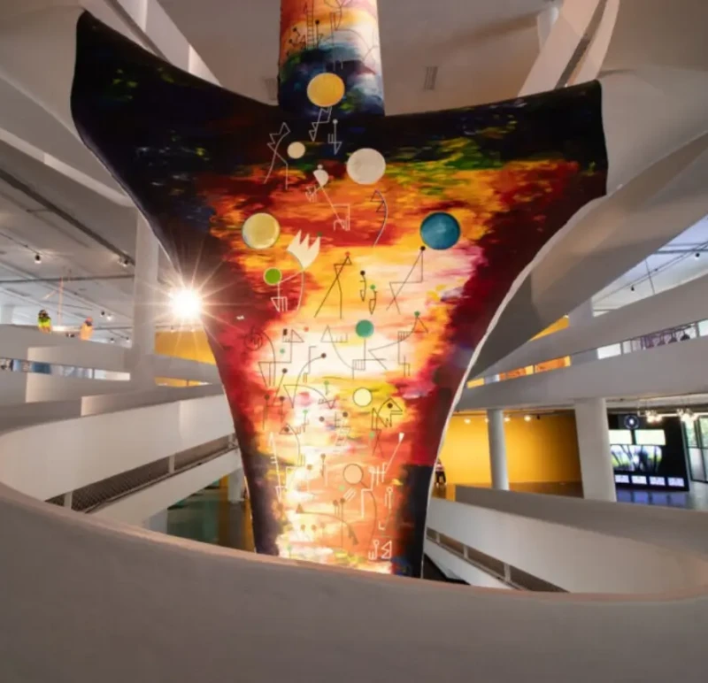 Goiânia recebe circuito da Bienal de São Paulo; mostra é a maior de artes visuais do hemisfério Sul