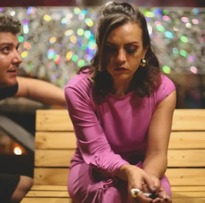 'No Silêncio' O Diretor três vezes premiado, Alexandre Britto, dirigindo a atriz Roberta Bahia