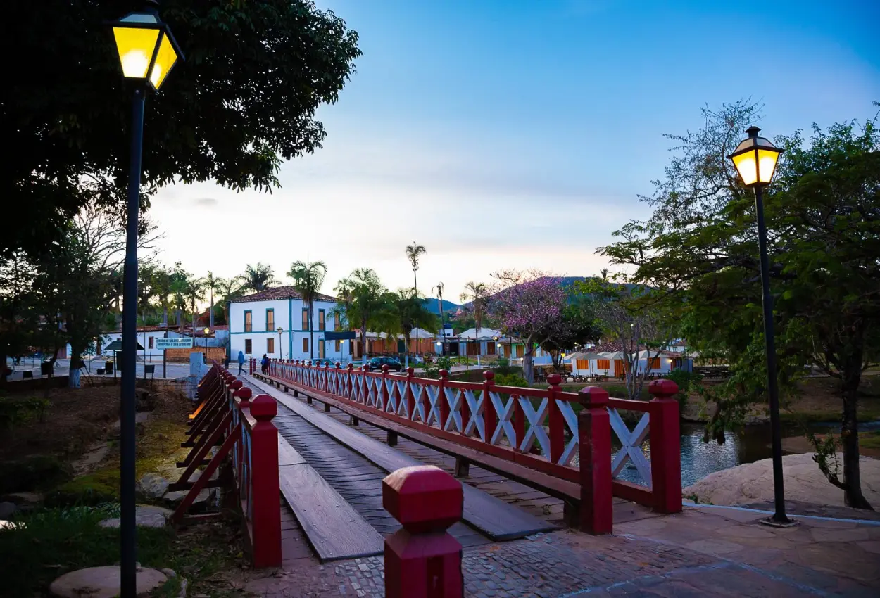 Saiba quais são os destinos mais acolhedores do mundo em 2026; cidade em Goiás aparece na lista como única do Brasil