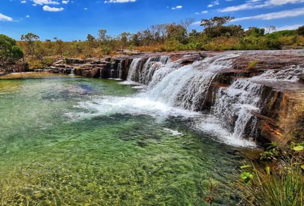 10 cachoeiras perto de Goiânia que surpreendem pela beleza e fácil acesso