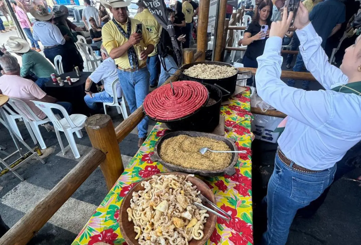 Goiânia recebe 2ª Queima do Alho com comida gratuita para 700 pessoas na Av Assis Chateaubriand
