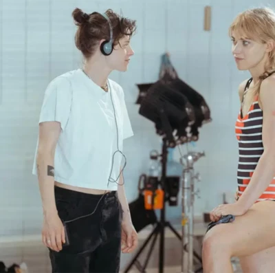 “A Cronologia da Água” estreia no Brasil e impulsiona nova fase de Kristen Stewart atrás das câmeras