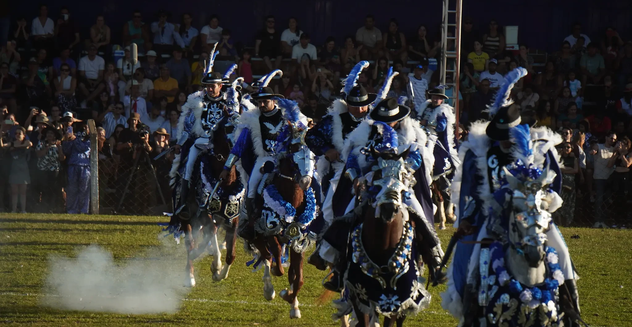 Cavalhadas de Pirenópolis - Festa do Divino 2026