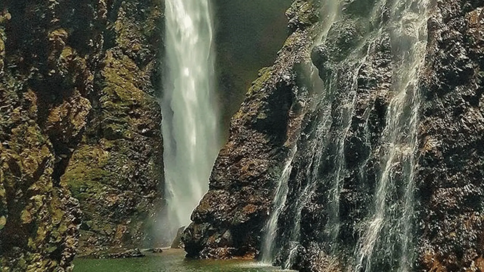 Conheça cachoeiras secretas e menos movimentadas na Chapada dos Veadeiros
