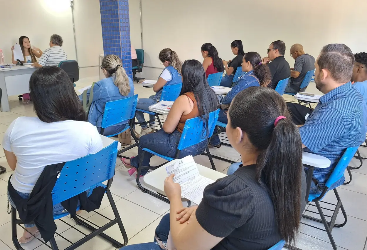 Feirão de Empregos em Goiás abre mais de 1,2 mil vagas em transporte e logística