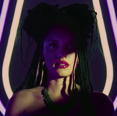 Love Kills: filme brasileiro mistura vampiros, romance e caos urbano em estreia no cinema