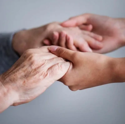 Parkinson vai além do tremor sintomas silenciosos desafiam diagnóstico e impactam qualidade de vida