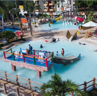 Parques aquáticos de Caldas Novas lançam promoções para o feriado de Tiradentes e movimentam turismo na região