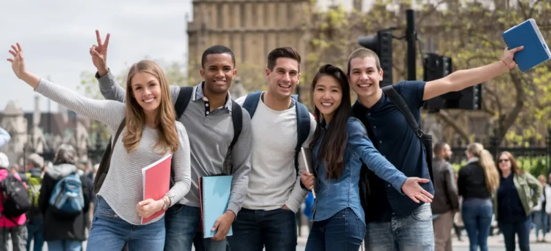 Feira do Intercâmbio em Goiânia reúne universidades internacionais e abre portas para estudo e trabalho fora do país