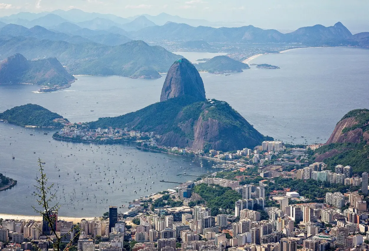 Baixa temporada 2026: destinos mais buscados por brasileiros revelam tendência surpreendente de viagens