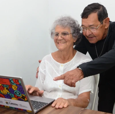 Cidadão Tech 60+ abre 320 vagas gratuitas para idosos em Goiás para tecnologia e AI