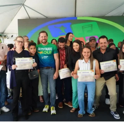 Deputados Aqui chega à 55ª edição e leva serviços gratuitos a quatro cidades de Goiás