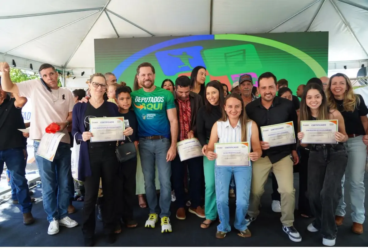Deputados Aqui chega à 55ª edição e leva serviços gratuitos a quatro cidades de Goiás