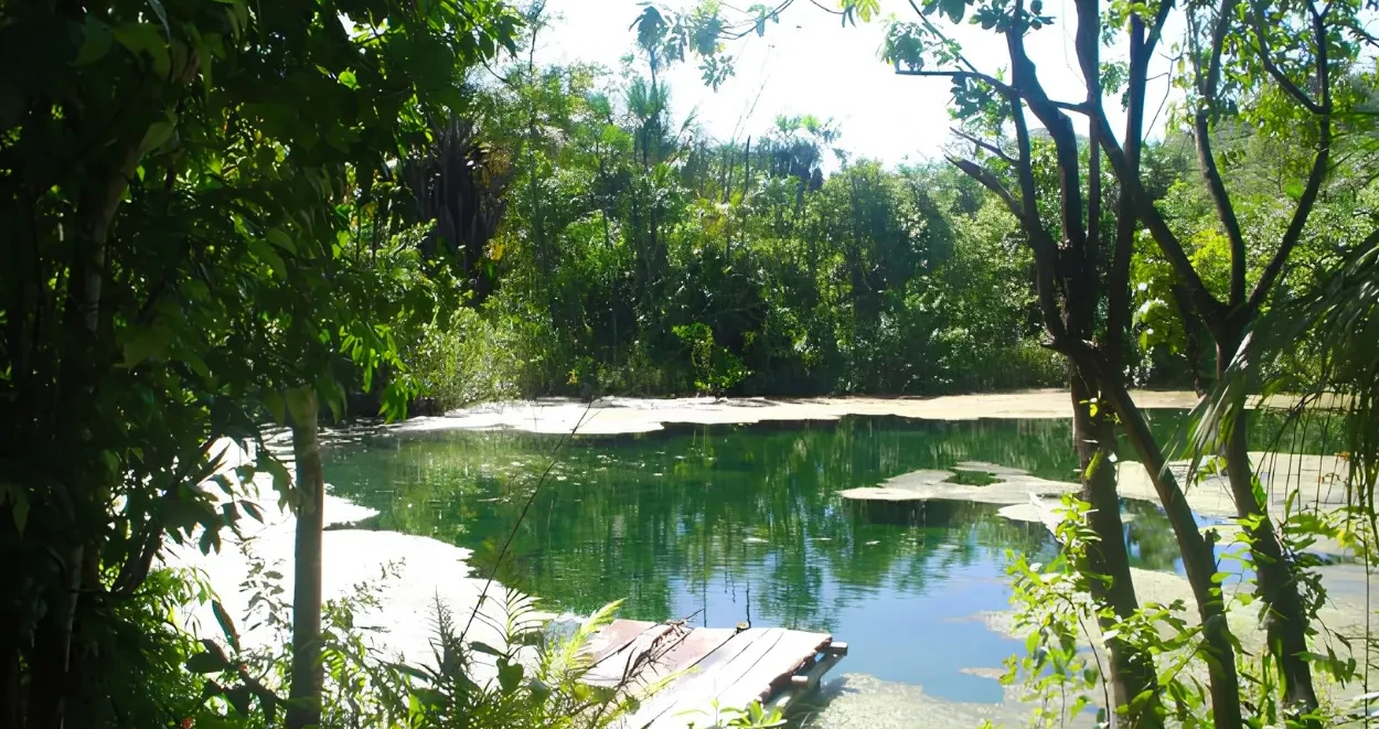 Fervedouro do Léo, em Mambaí - GO (Foto Goiás Turismo)