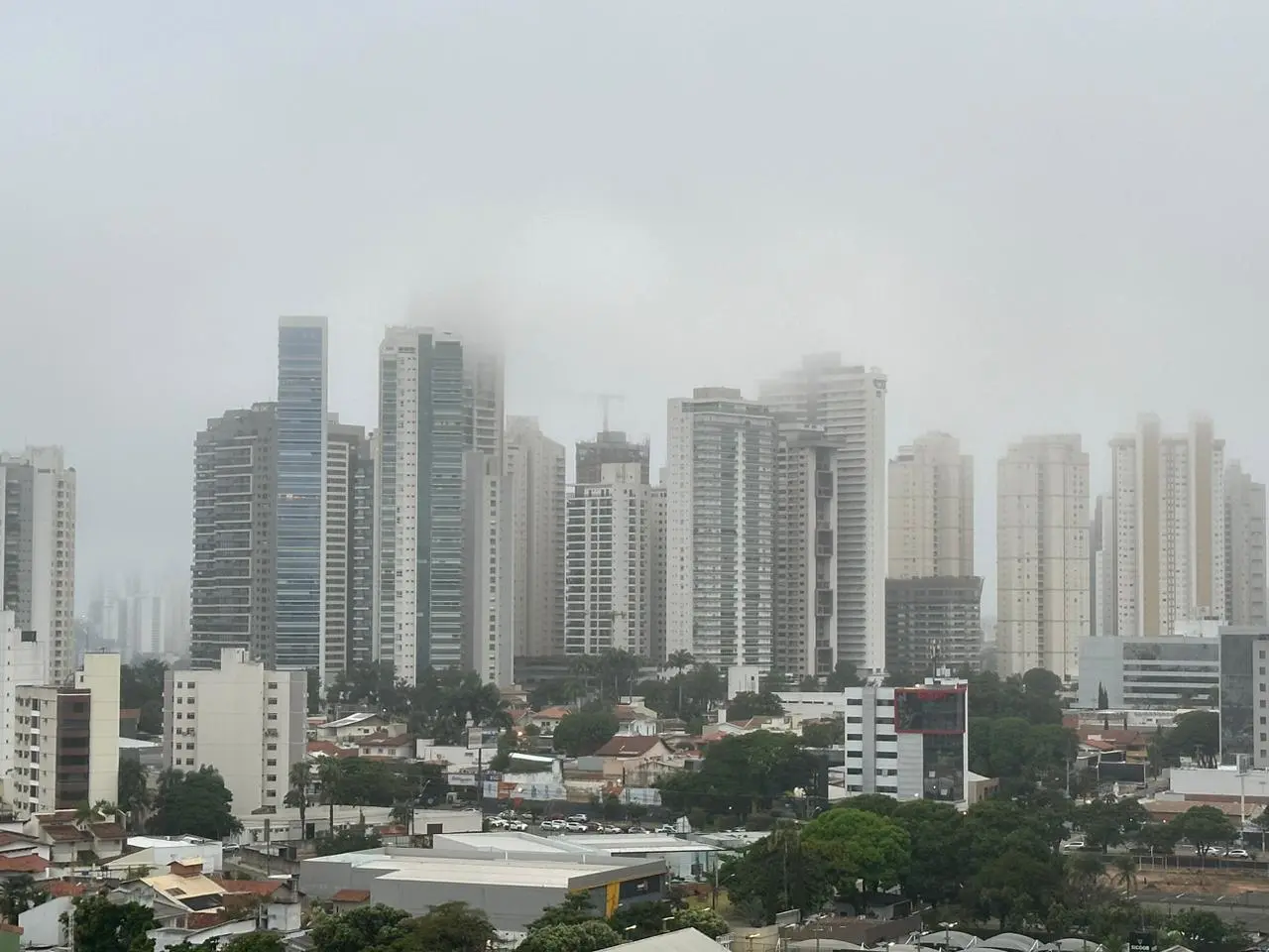 Goiás vive extremos frio de 12°C no Sul e calor de 36°C no Norte