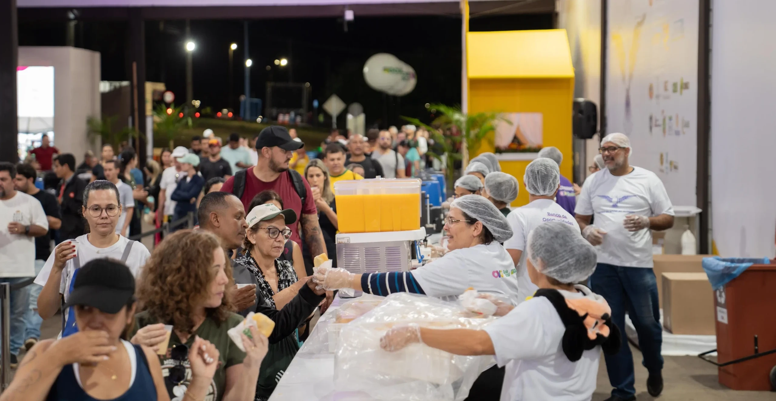 Tudo sobre a Romaria do Divino Pai Eterno de Trindade em 2026; festa terá show de Ana Castela e mais