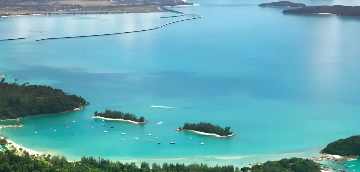 Langkawi combina natureza preservada e infraestrutura turística