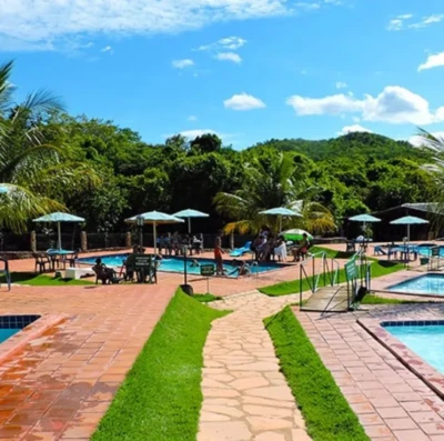 Balneário Santo Antônio reúne piscinas, rio e trilhas na Cidade de Goiás