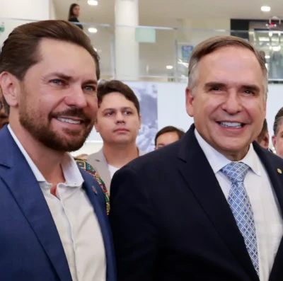 Bruno-Peixoto-recebe-apoio-de-Sandro-Mabel-e-fortalece-pre-candidatura-a-Camara-Federal